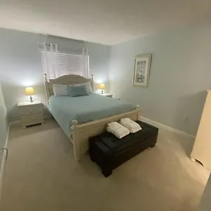 Apartment Seaside Sanctuary - Private Access, 3 Pools, Hilton Head Island
